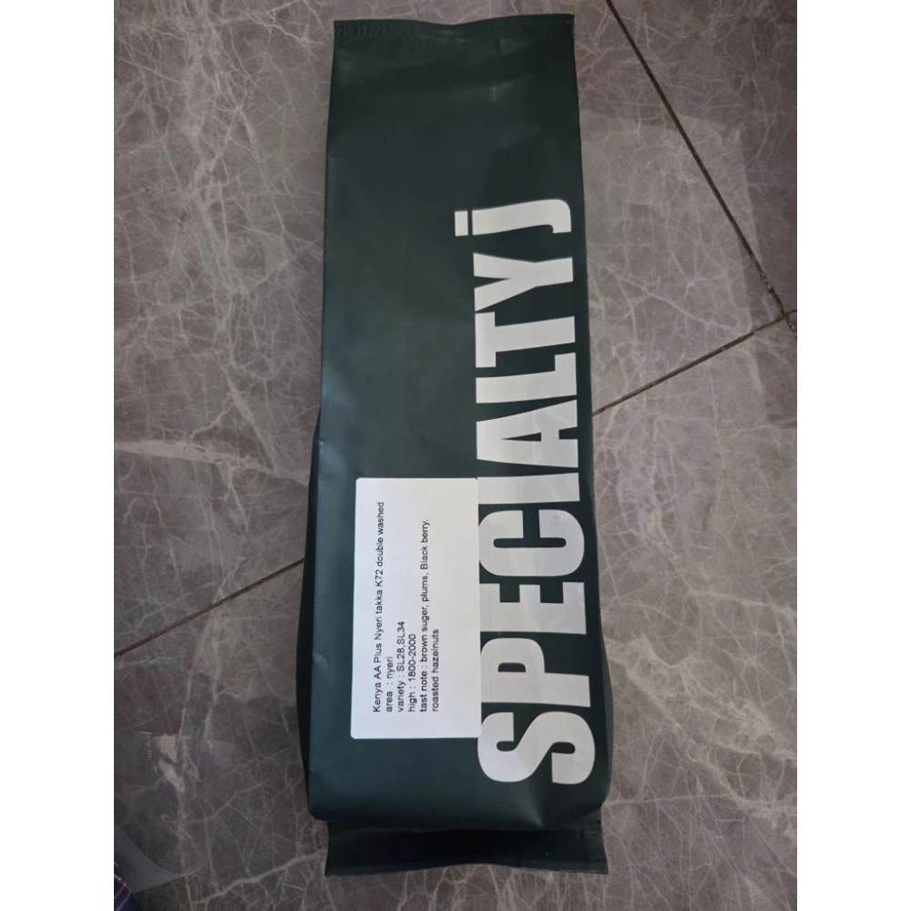 Kenya AA Plus Nyeri takka K72 double washed 500g.